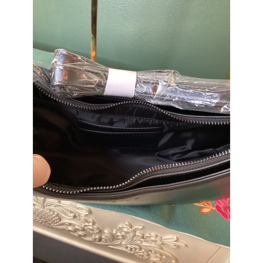 Black Crescent Shoulder Bag Smooth Faux Leather Modern Minimalist‎ Style - Picture 4 of 6
